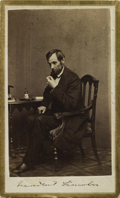 Mathew-B-Brady.-President-Lincoln-239x395